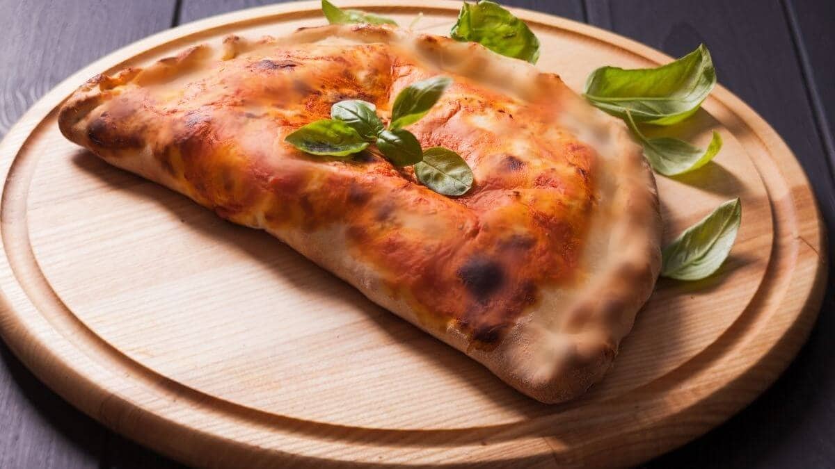 Итальянская пицца – история происхождения, разновидности, рецепты, полезное видео